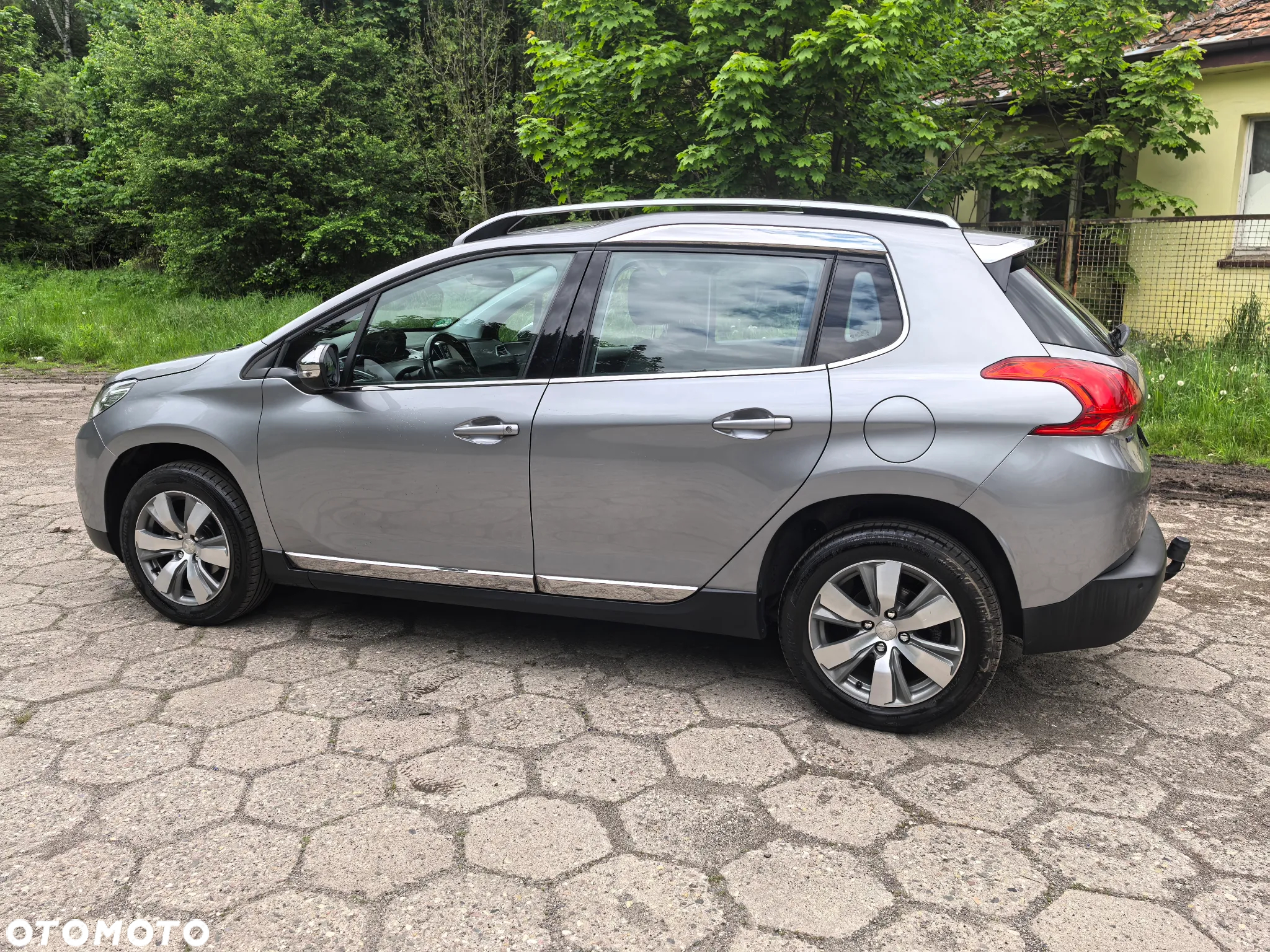 Peugeot 2008 1.2 VTi Allure - 6