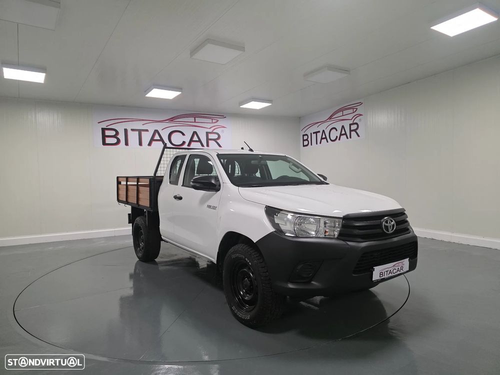 Toyota HILUX  2.4 D-4D 2WD CD - 2
