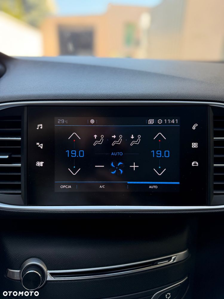Peugeot 308 1.2 PureTech Allure Pack S&S EAT8 - 35