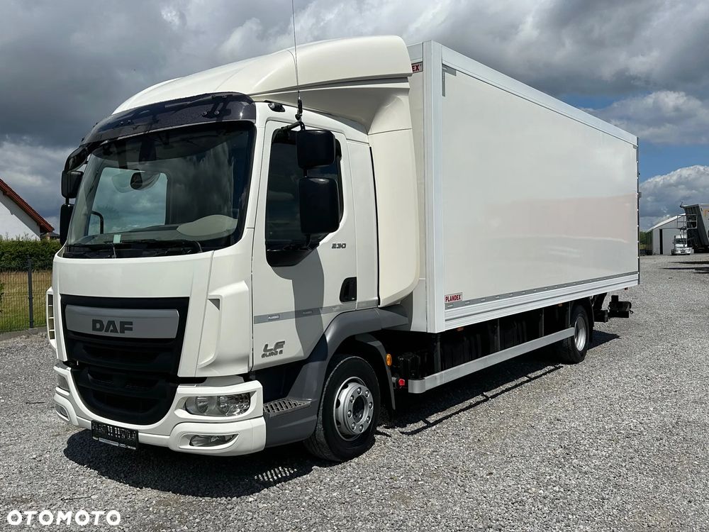 DAF / LF 12.230 / EURO 6 / KONTENER + WINDA / 16 PALET / KABINA SYPIALNA - 2