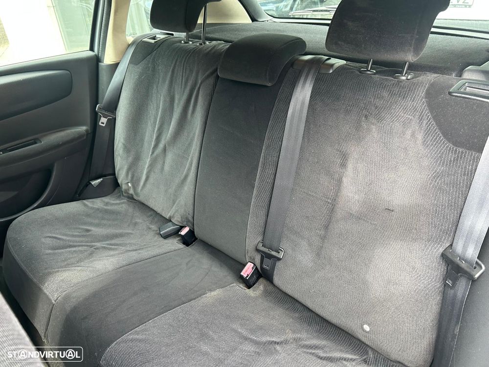 Citroën C4 1.6 HDi Attraction - 7