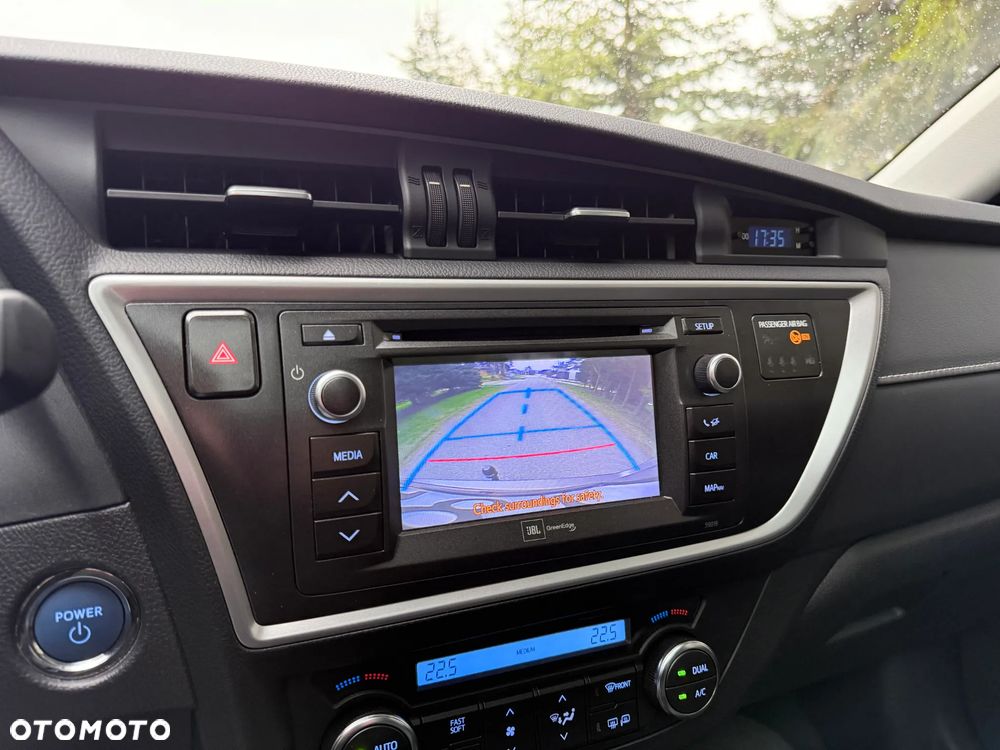 Toyota Auris - 19