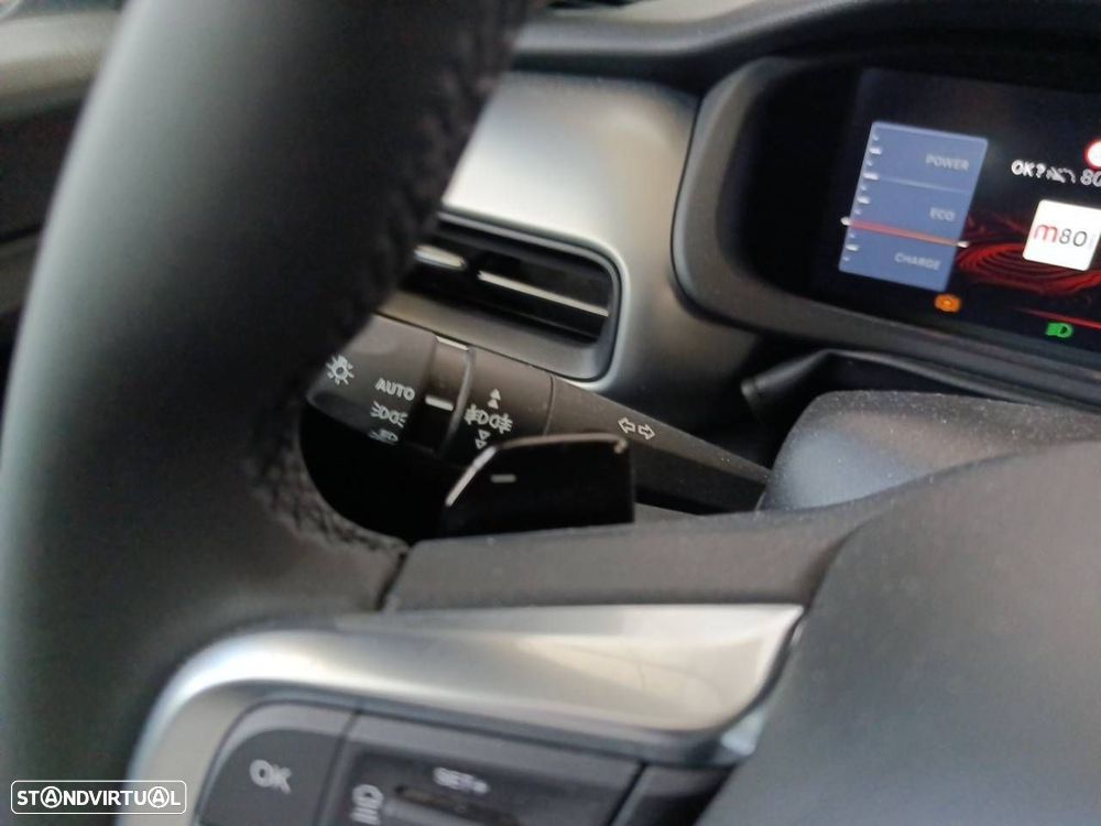 Jeep Avenger 1.2 e-Hybrid Summit DCT - 14