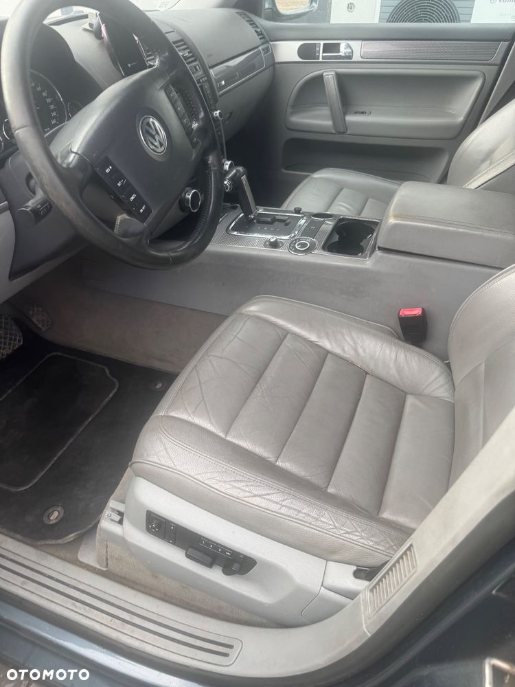 Volkswagen Touareg - 9