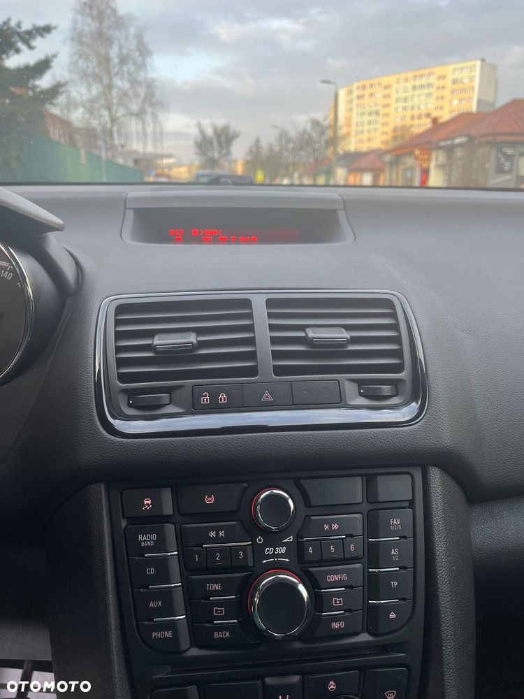 Opel Meriva 1.3 CDTI Essentia ecoFLEX - 7