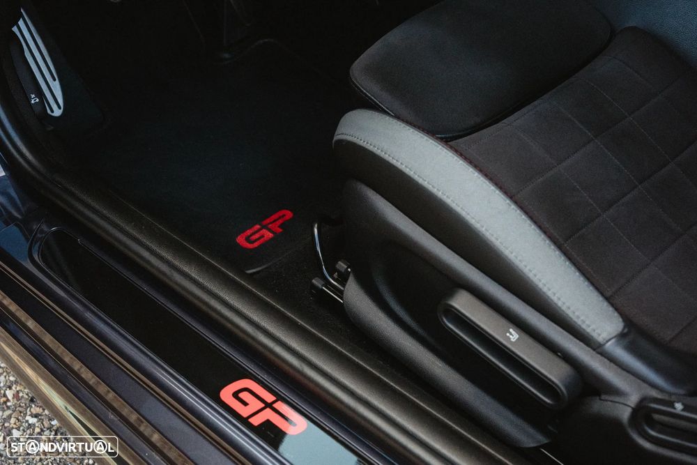 MINI 3 Portas John Cooper Works Plus - 15