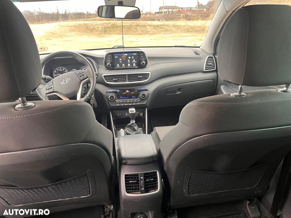 Hyundai Tucson 1.6 GDI 2WD 6MT Style - 6