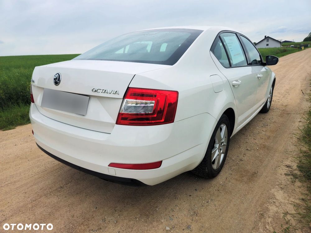 Skoda Octavia 2.0 TDI Style - 6