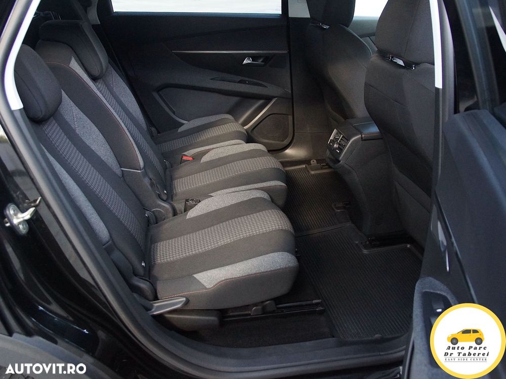 Peugeot 5008 1.6 BlueHDI EAT6 Active - 29