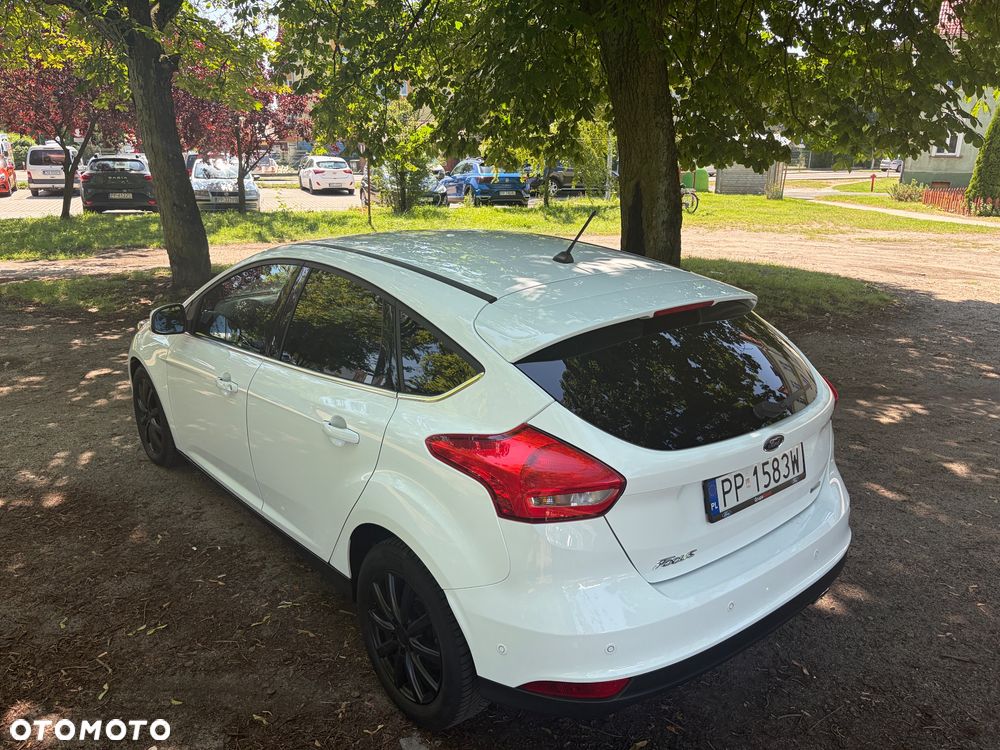 Ford Focus 1.5 EcoBoost STart-Stopp-System TITANIUM - 24
