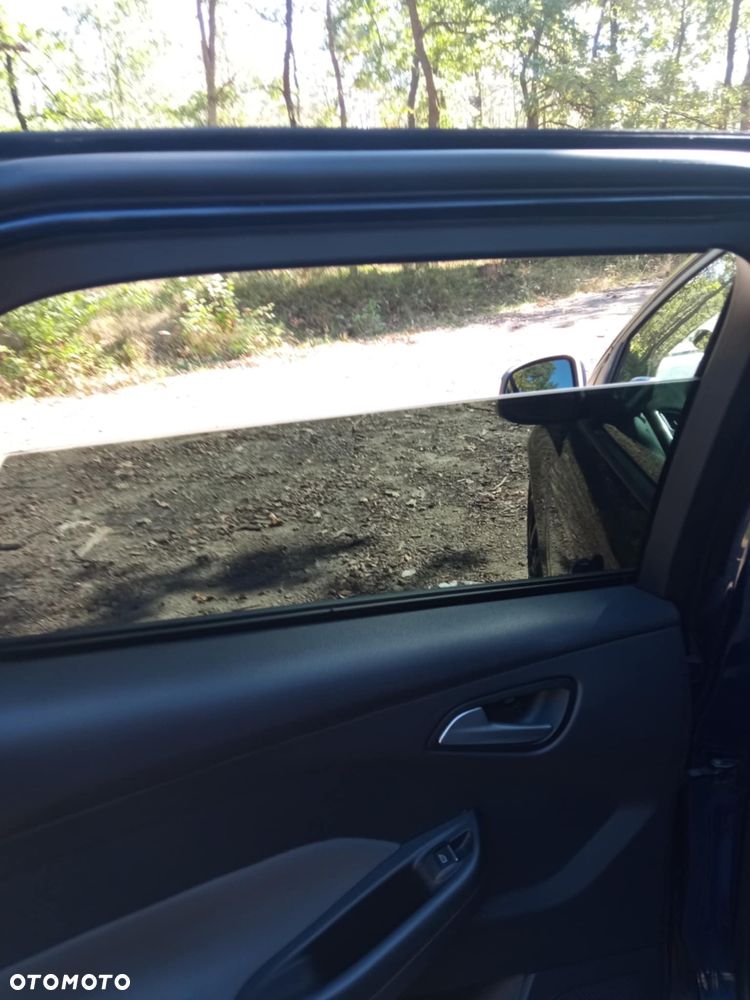 Ford Focus 1.6 TDCi DPF Champions Edition - 13