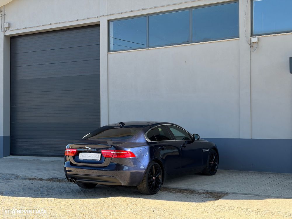 Jaguar XE 2.0 D Portfolio Aut. - 17