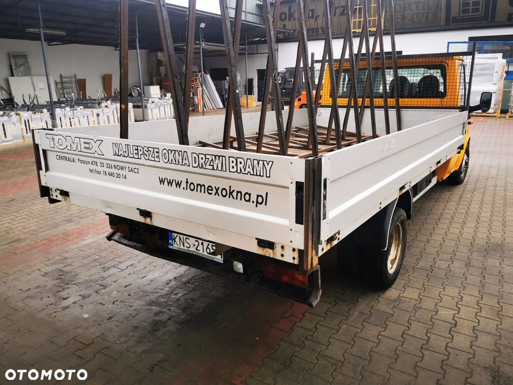Ford TRANSIT 350L - 11