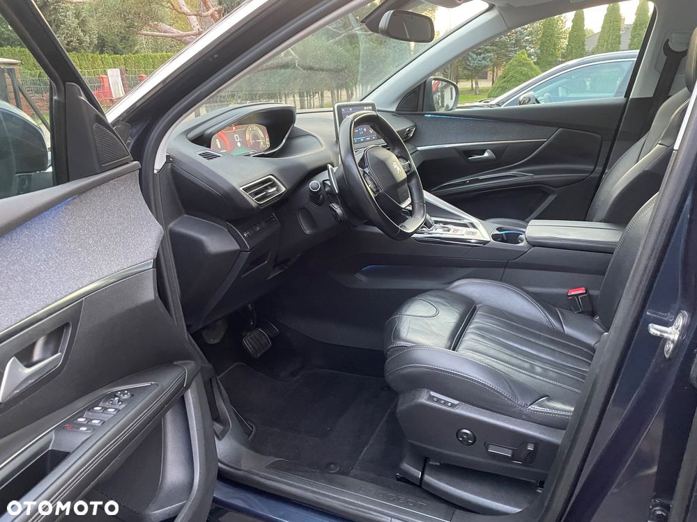 Peugeot 5008 2017