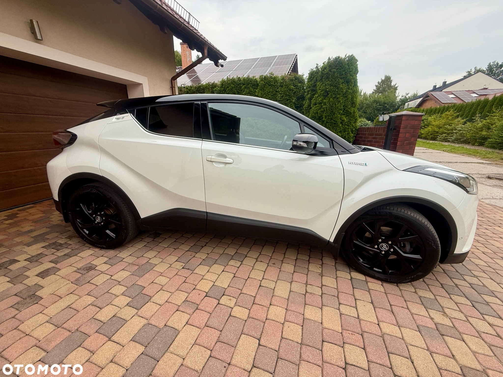 Toyota C-HR Hybrid Style Selection - 4