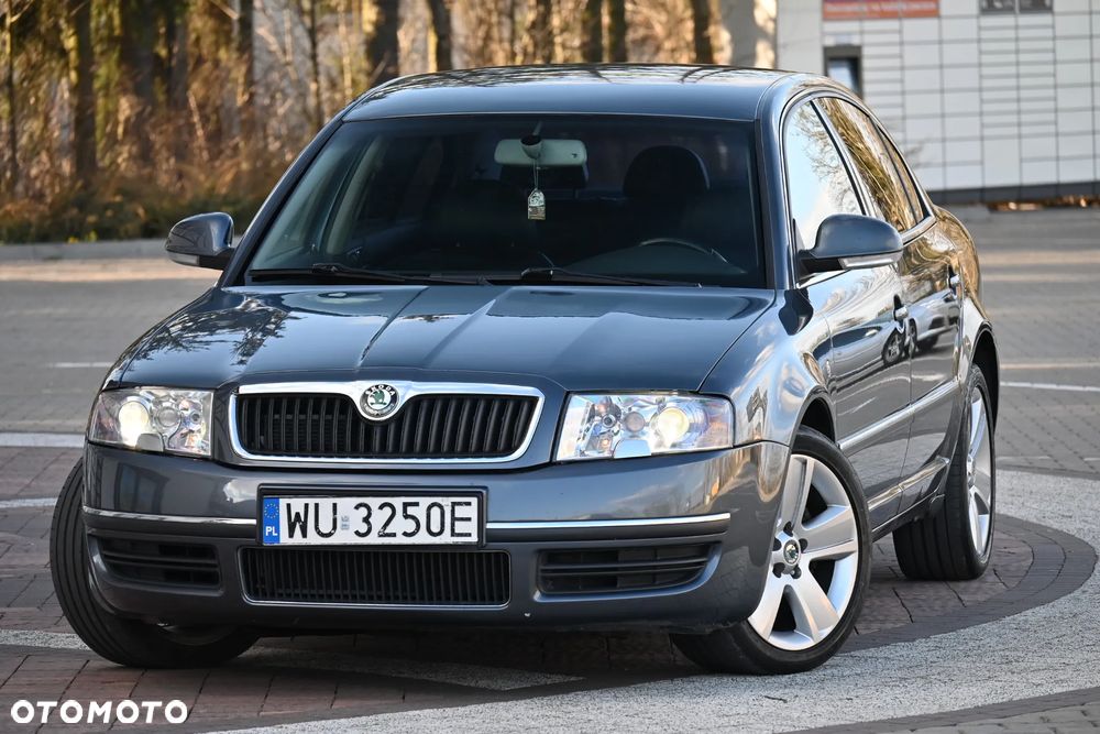 Skoda Superb 2.0 TDI DPF Prestige - 5