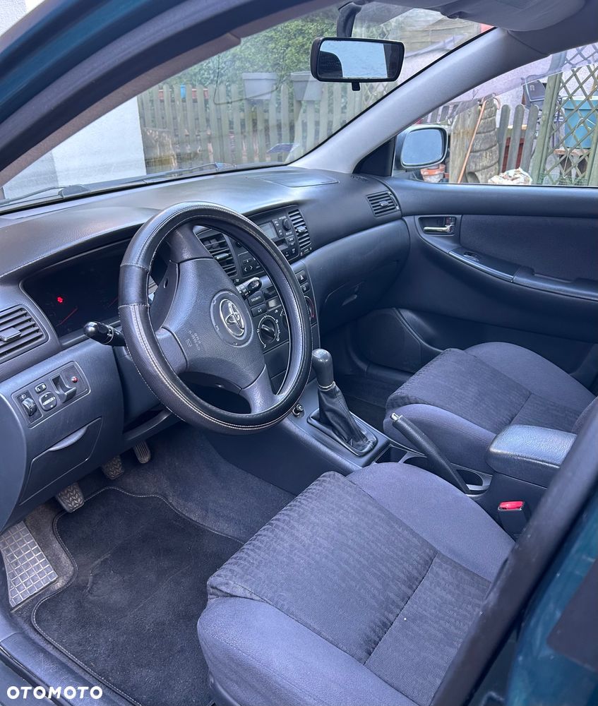 Toyota Corolla 1.4 VVT-i Base - 8