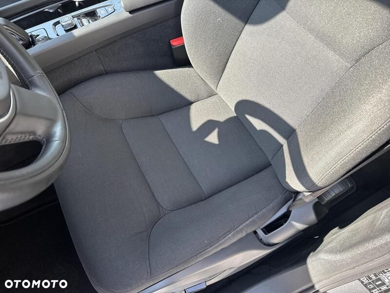 Volvo XC 60 - 18