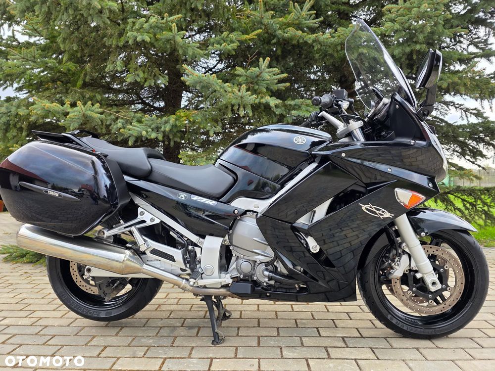 Yamaha FJR - 19
