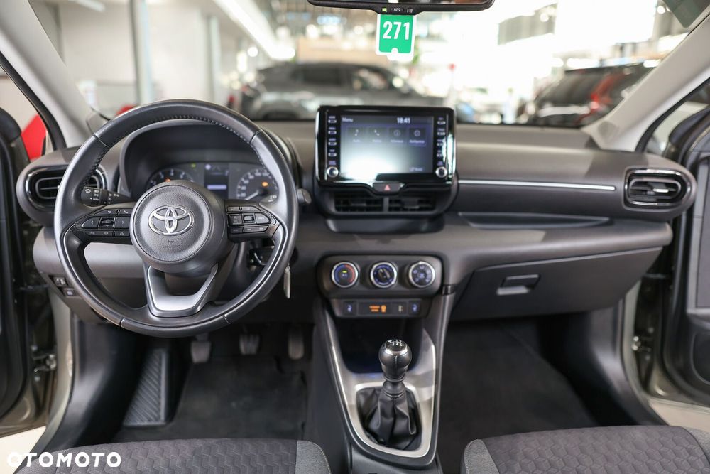 Toyota Yaris - 6