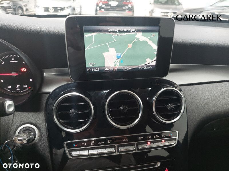 Mercedes-Benz GLC 220 d 4-Matic - 27