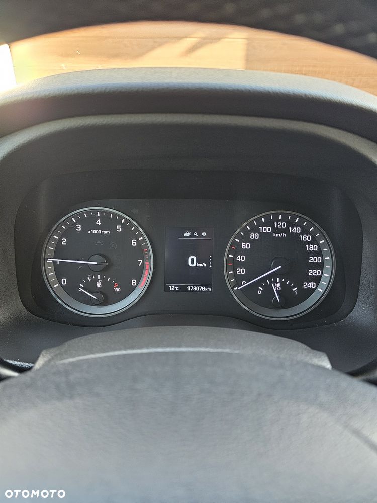 Hyundai Tucson - 8