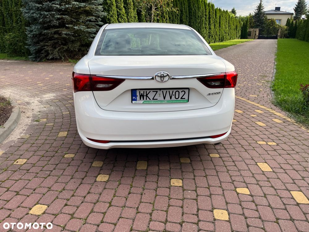 Toyota Avensis 2.0 D-4D Premium - 4