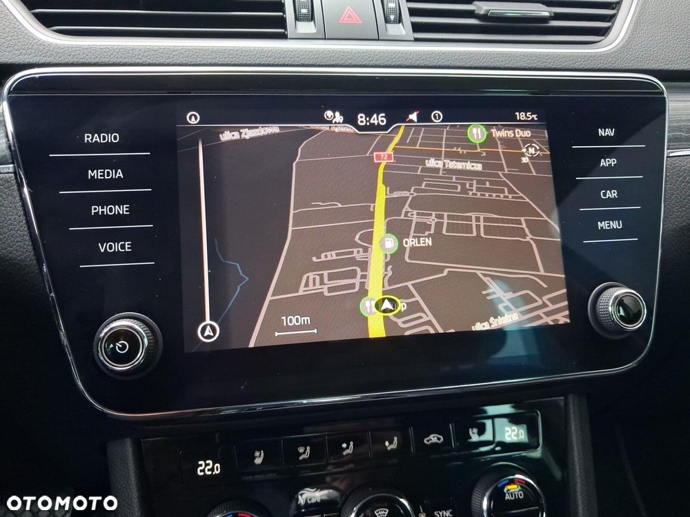 Skoda Superb 2.0 TDI SCR Style DSG - 23