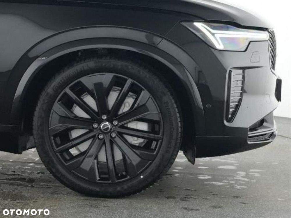 Volvo XC 90 - 8