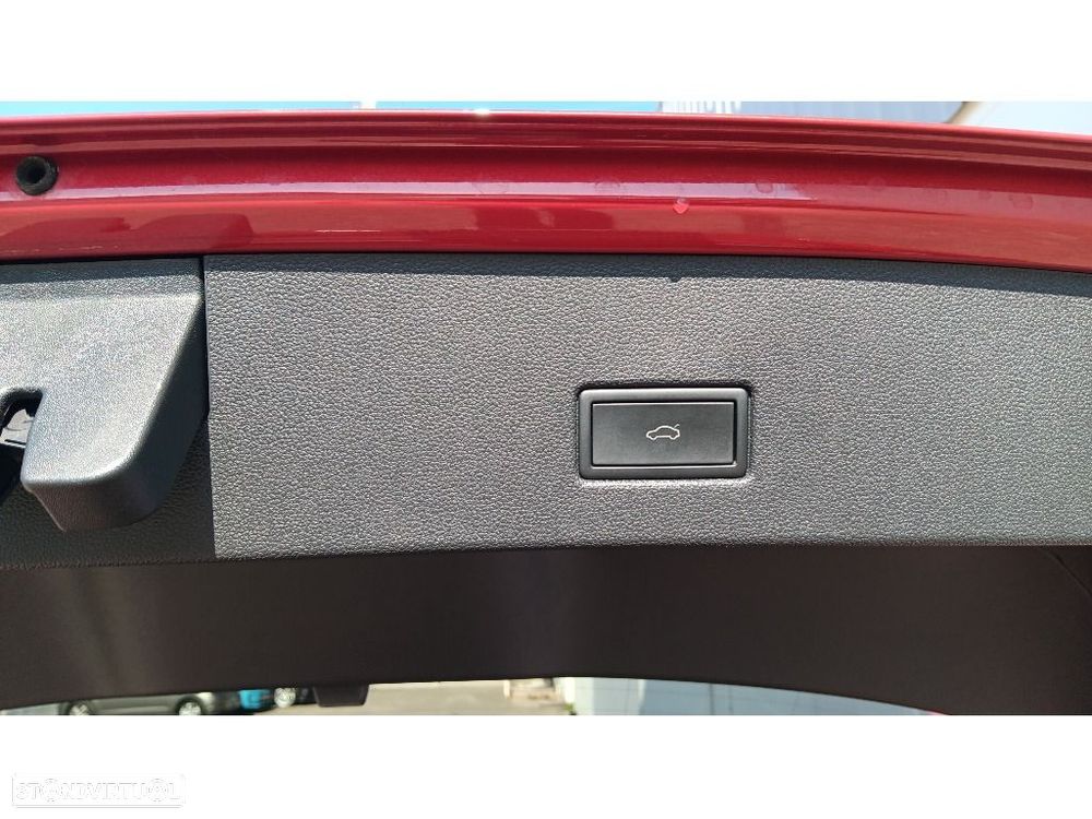 VW T-Roc 1.5 TSI R-Line DSG - 34