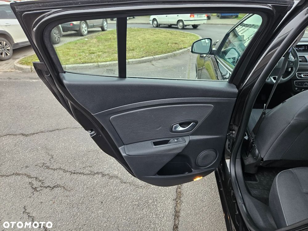 Renault Megane 1.6 16V 100 Expression - 11