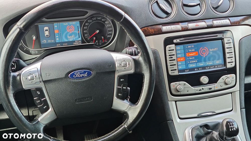 Ford Galaxy 2.0 Ghia - 1