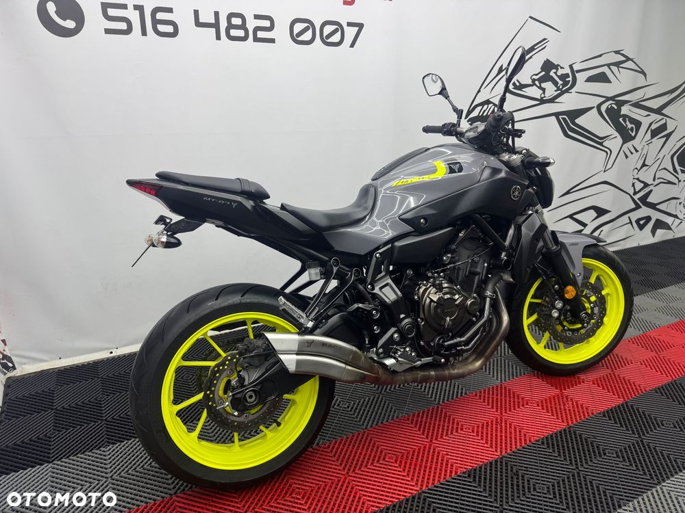 Yamaha MT - 4