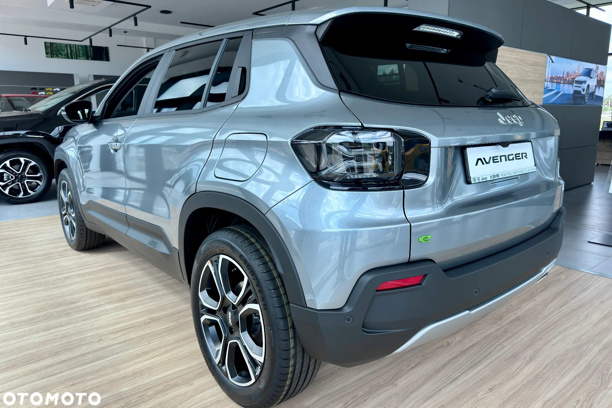 Jeep Avenger 1.2 T3 mHEV Altitude FWD eDCT6 - 11