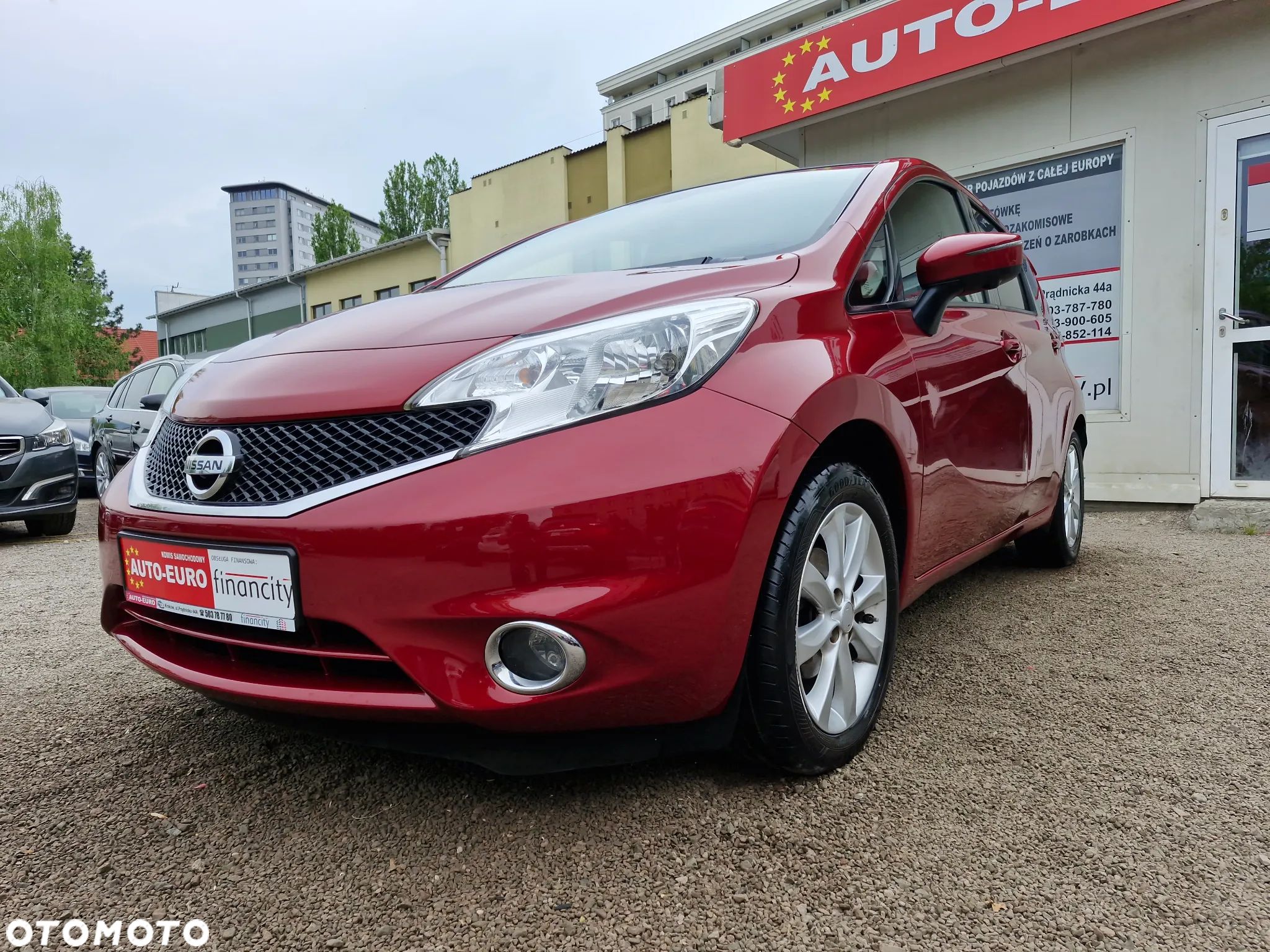 Nissan Note 1.2 Tekna EU6 - 1