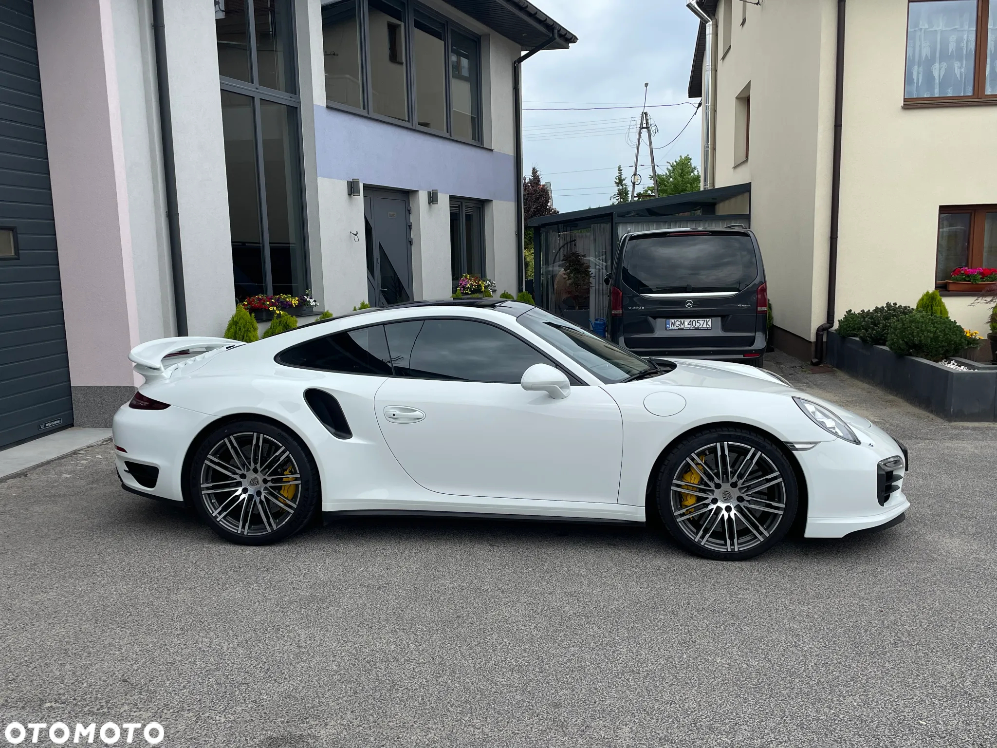 Porsche 911 Turbo S - 7