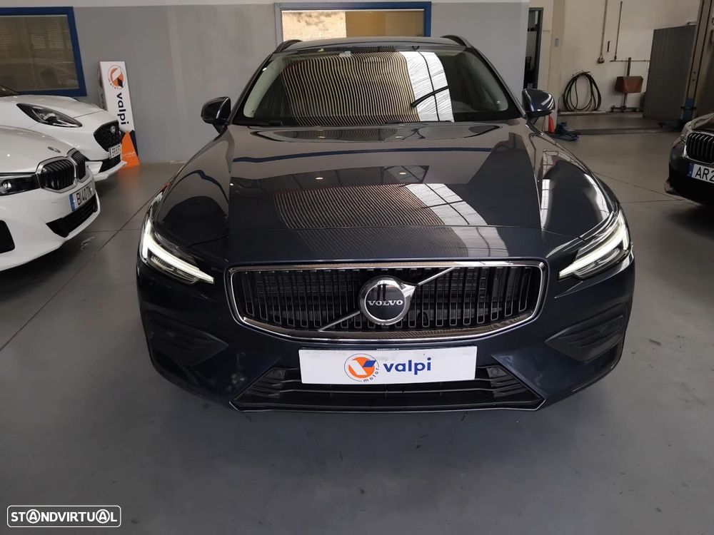 Volvo V60 2.0 B4 Momentum Plus Geartronic - 3