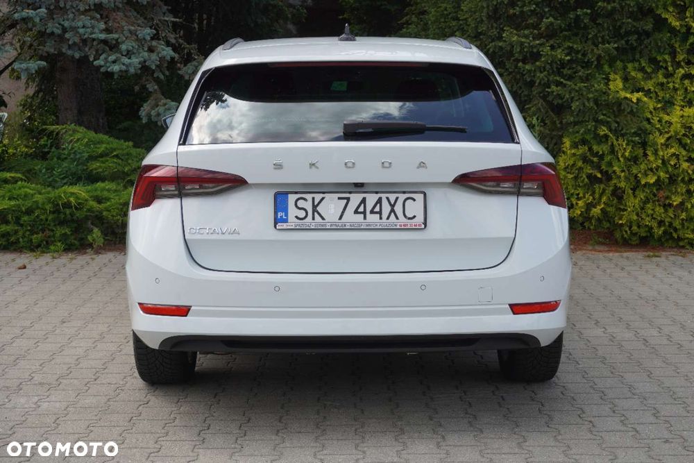 Skoda Octavia 2.0 TDI DSG Ambition - 7