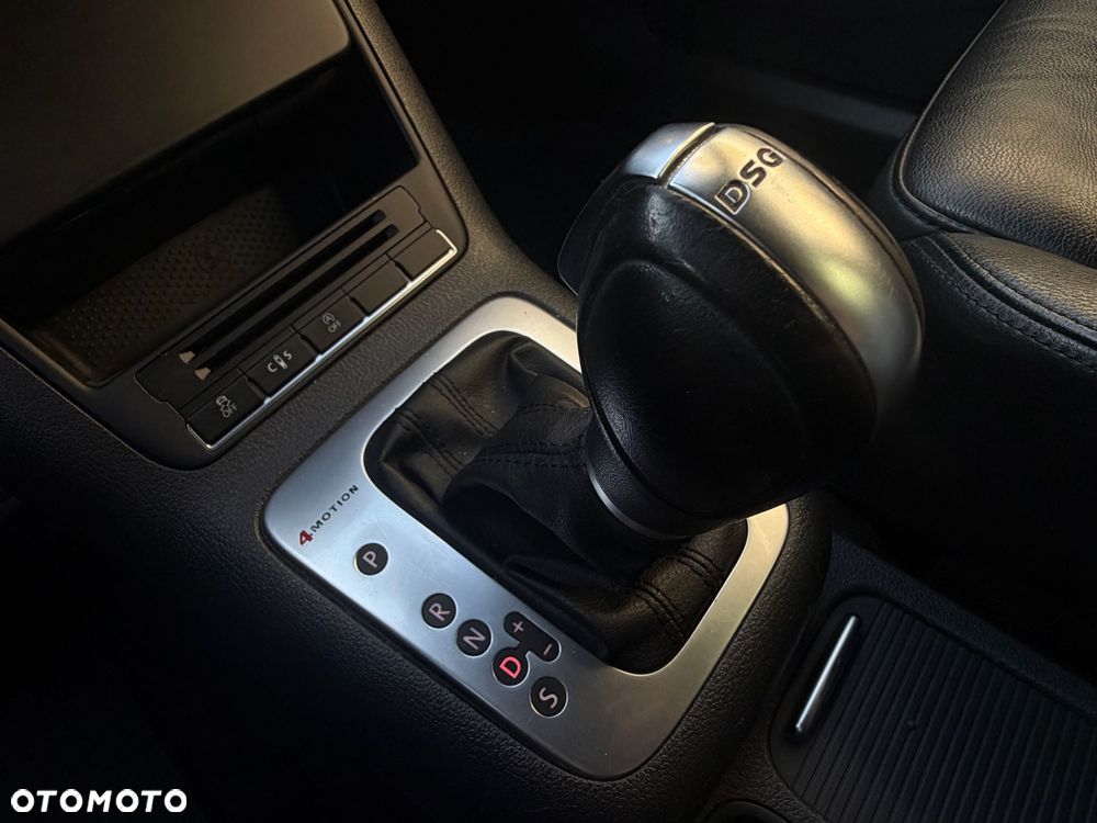 Volkswagen Tiguan - 29