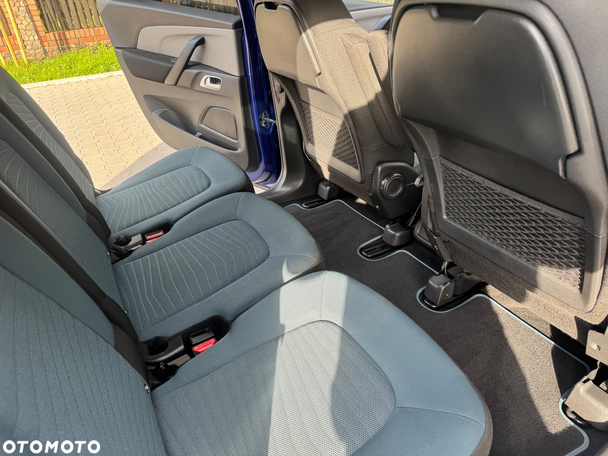 Citroën C4 Picasso 1.2 PureTech Attraction - 25
