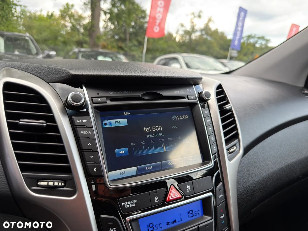 Hyundai i30 1.6 GDI Premium - 28