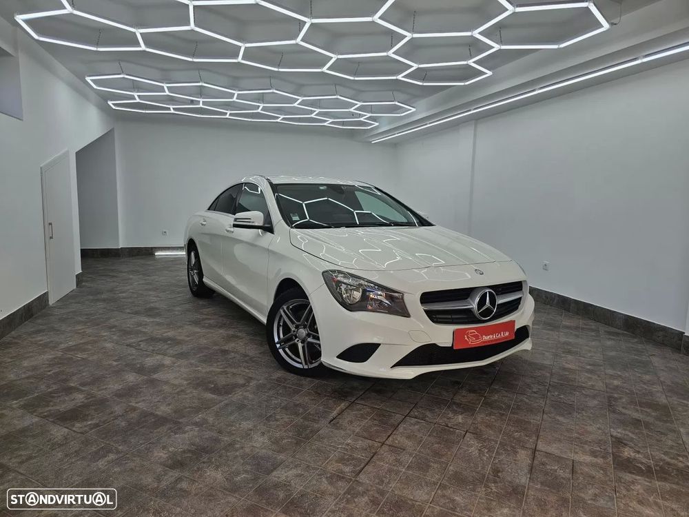 Mercedes-Benz CLA 180 d Urban - 2