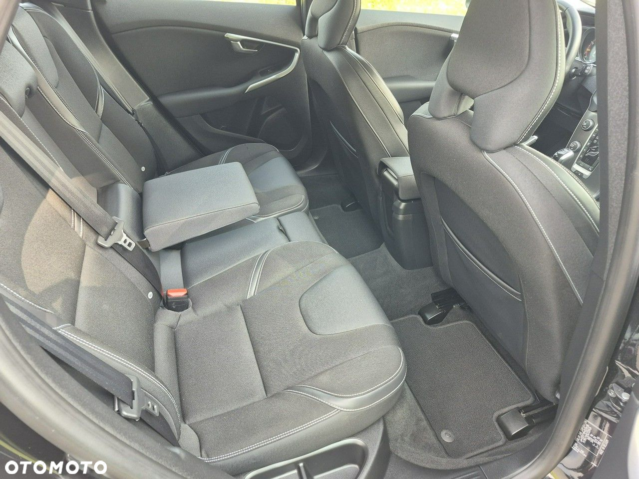 Volvo V40 - 13