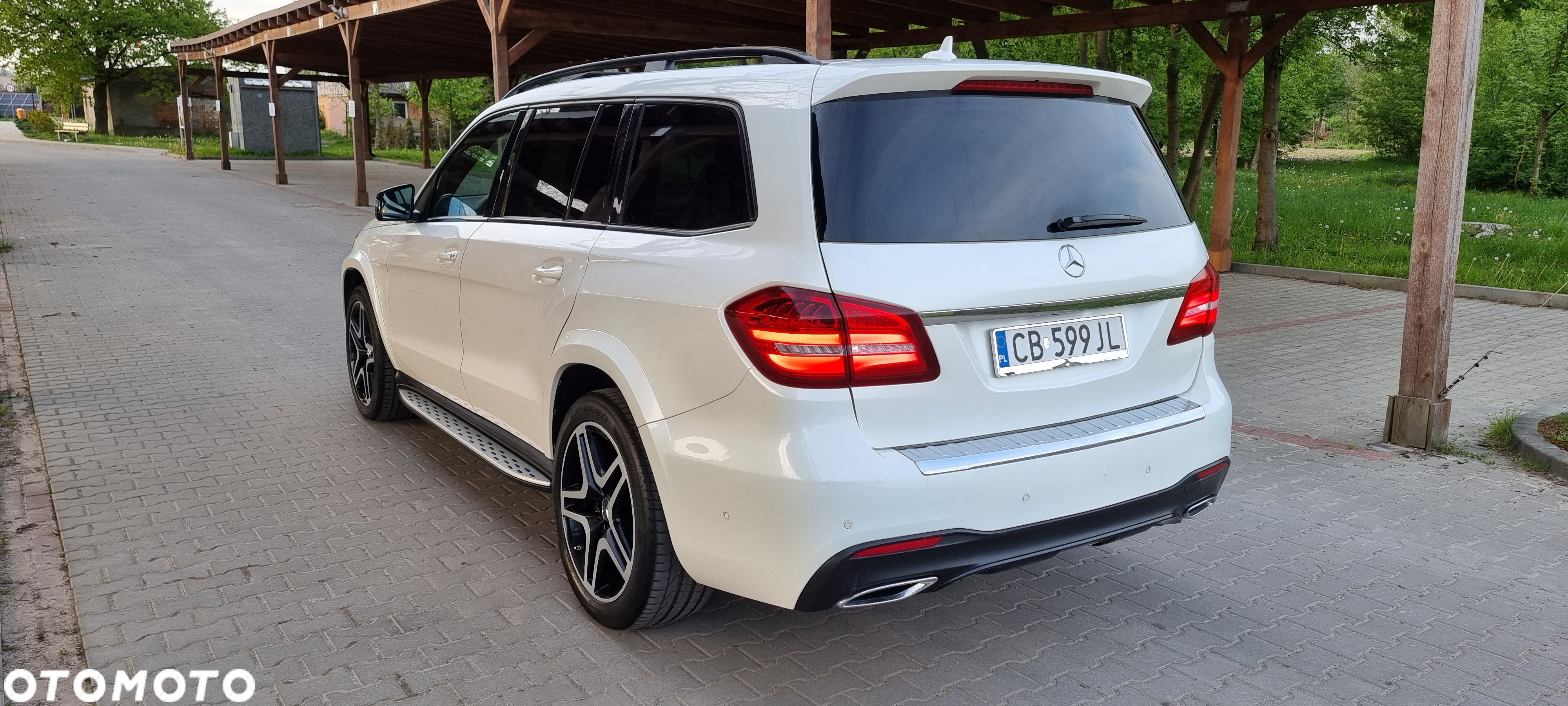Mercedes-Benz GLS 350 d 4-Matic - 18