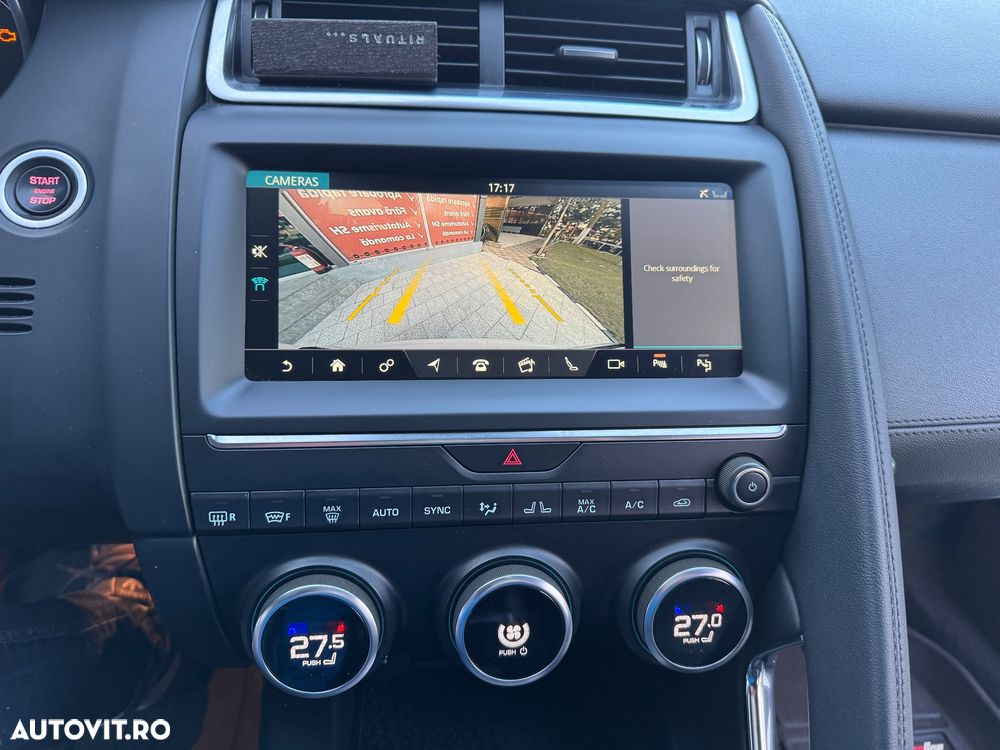 Jaguar F-Pace 20d Aut. R-Sport - 12