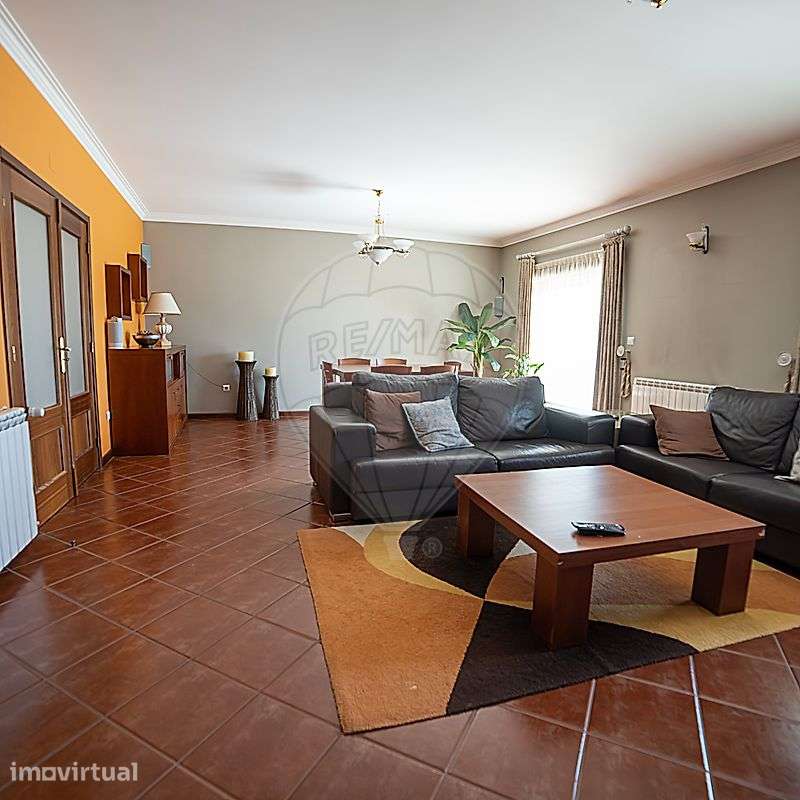 Moradia T4 para venda em Viseu