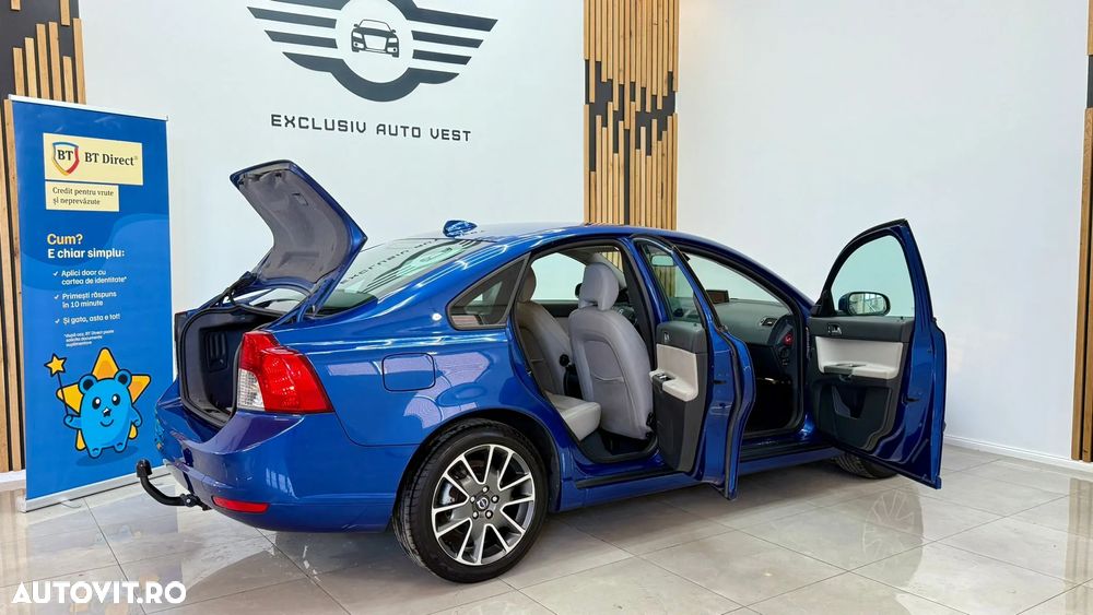 Volvo S40 2.0 - 13