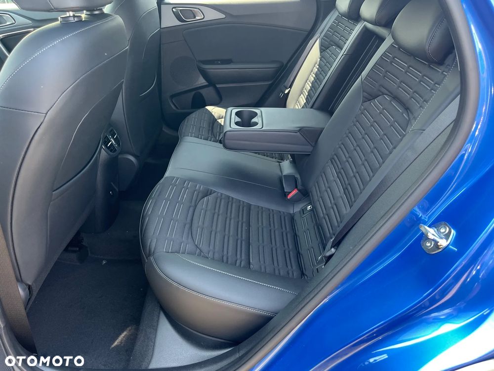 Kia XCeed 1.6 T-GDI L DCT - 32