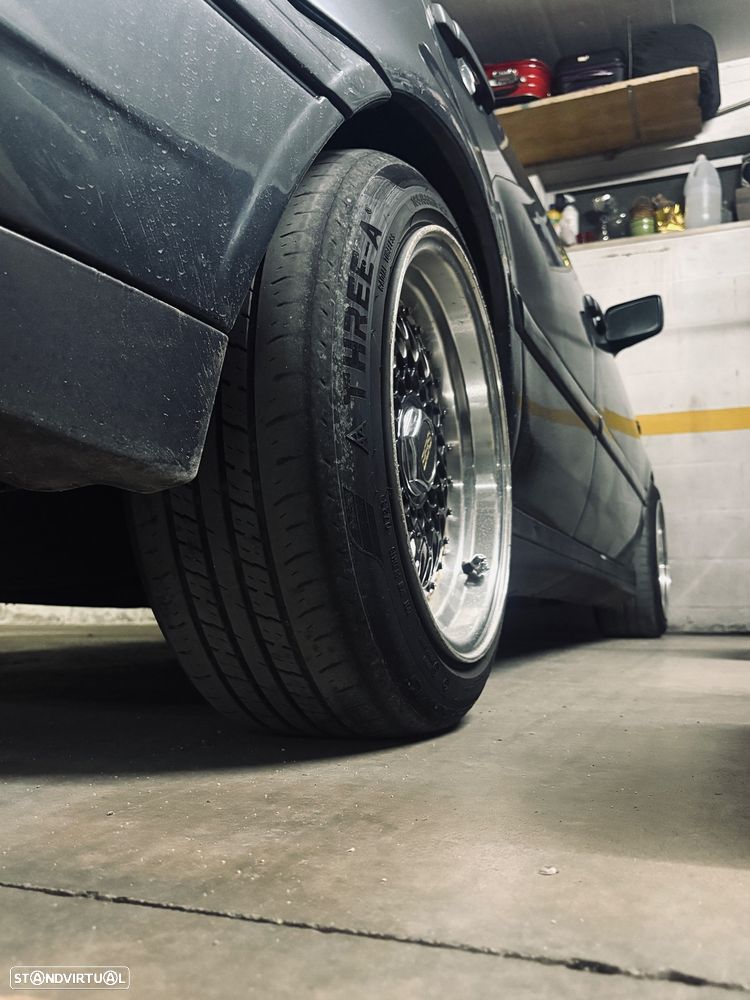 VW Golf 1.9 TDi Highline - 6