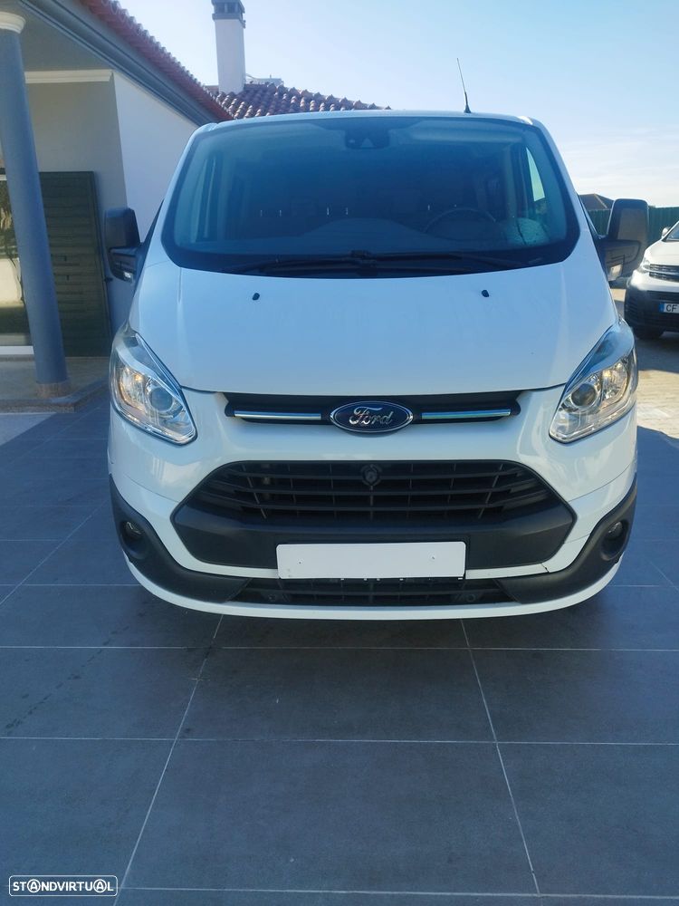 Ford Transit Custom  2.2 Tdci 125 Cv L2H1 Cabine  Dupla 6 Lugares - 10